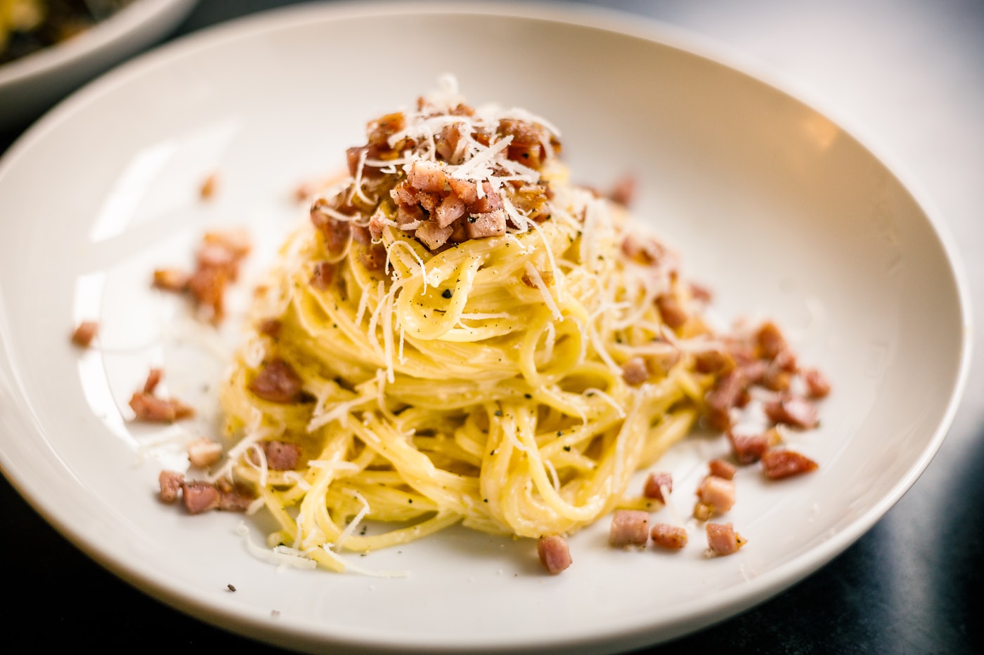 Itališki makaronai su pomidorais ir tunu